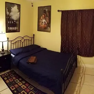 Homestay B Private Bedroom, Orlando